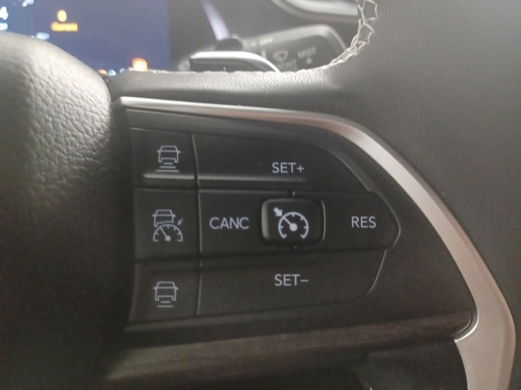2024 Jeep Grand Cherokee L Limited 4x2