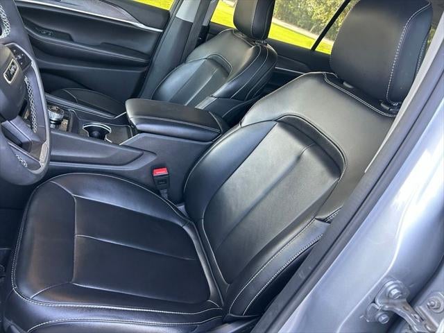2024 Jeep Grand Cherokee L Limited 4x2