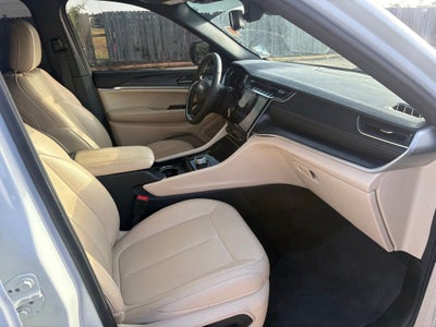 2024 Jeep Grand Cherokee L Limited 4x2