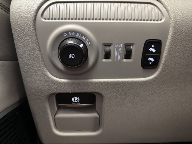 2022 Jeep Wagoneer Series III 4x2