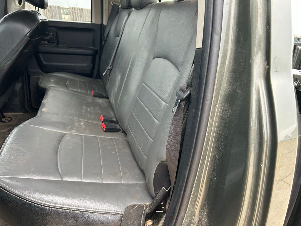 2021 RAM 1500 Classic Tradesman Quad Cab 4x2 6'4' Box