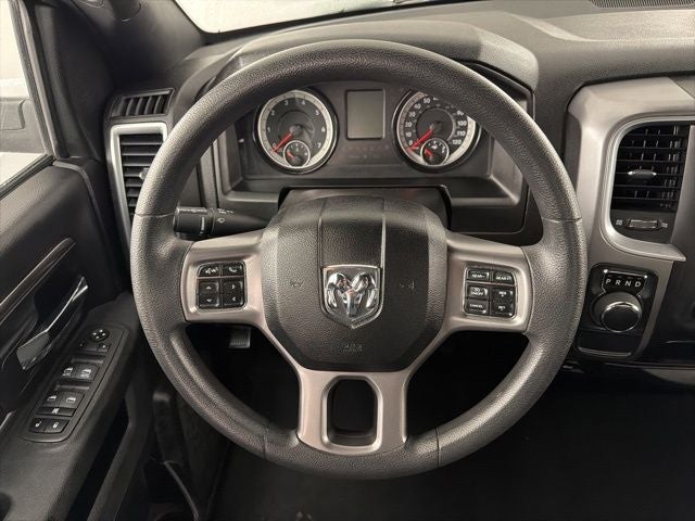 2024 RAM 1500 Classic Warlock Crew Cab 4x2 5'7' Box