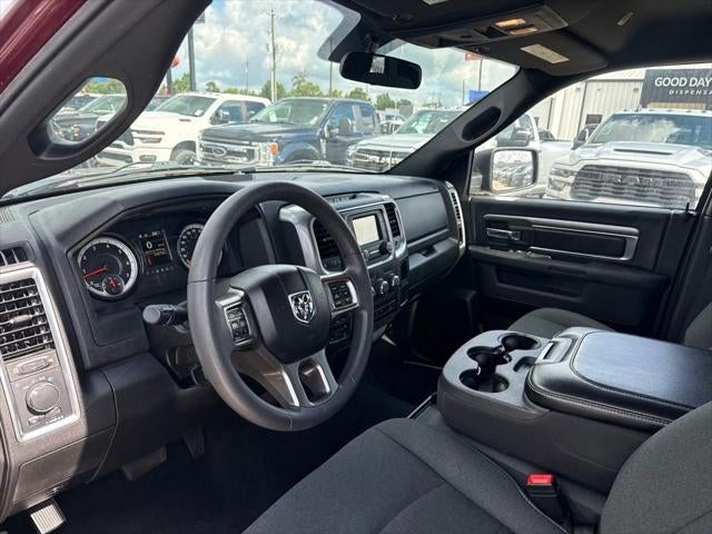 2024 RAM 1500 Classic Warlock Crew Cab 4x4 5'7' Box