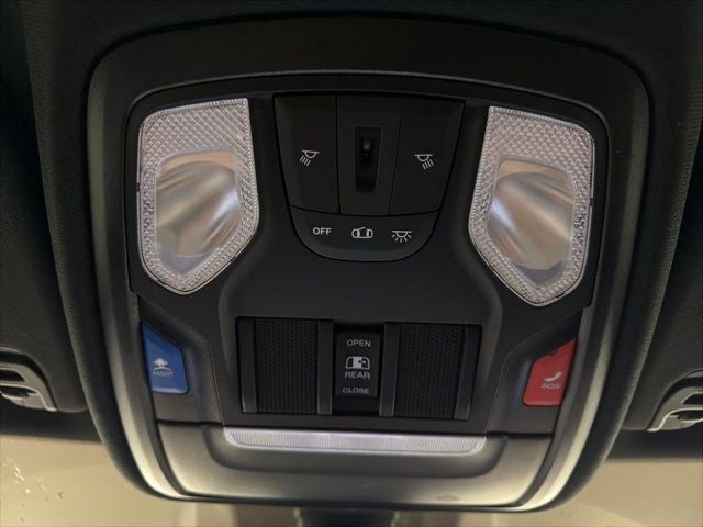 2023 RAM 1500 Big Horn Crew Cab 4x2 5'7' Box