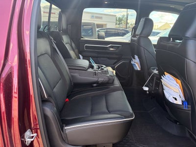 2025 RAM 1500 Laramie Crew Cab 4x2 5'7' Box