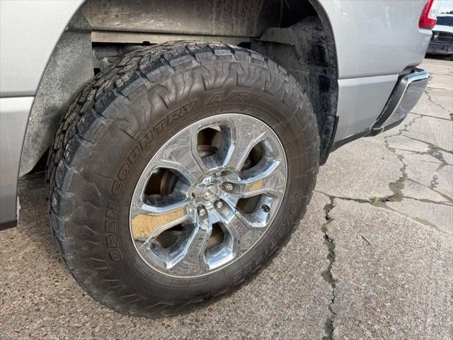 2022 RAM 1500 Big Horn Crew Cab 4x4 5'7' Box