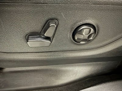 2020 RAM 1500 Big Horn Crew Cab 4x4 5'7' Box