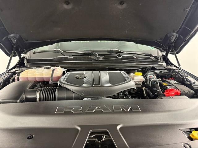 2025 RAM 1500 Warlock Crew Cab 4x4 5'7' Box