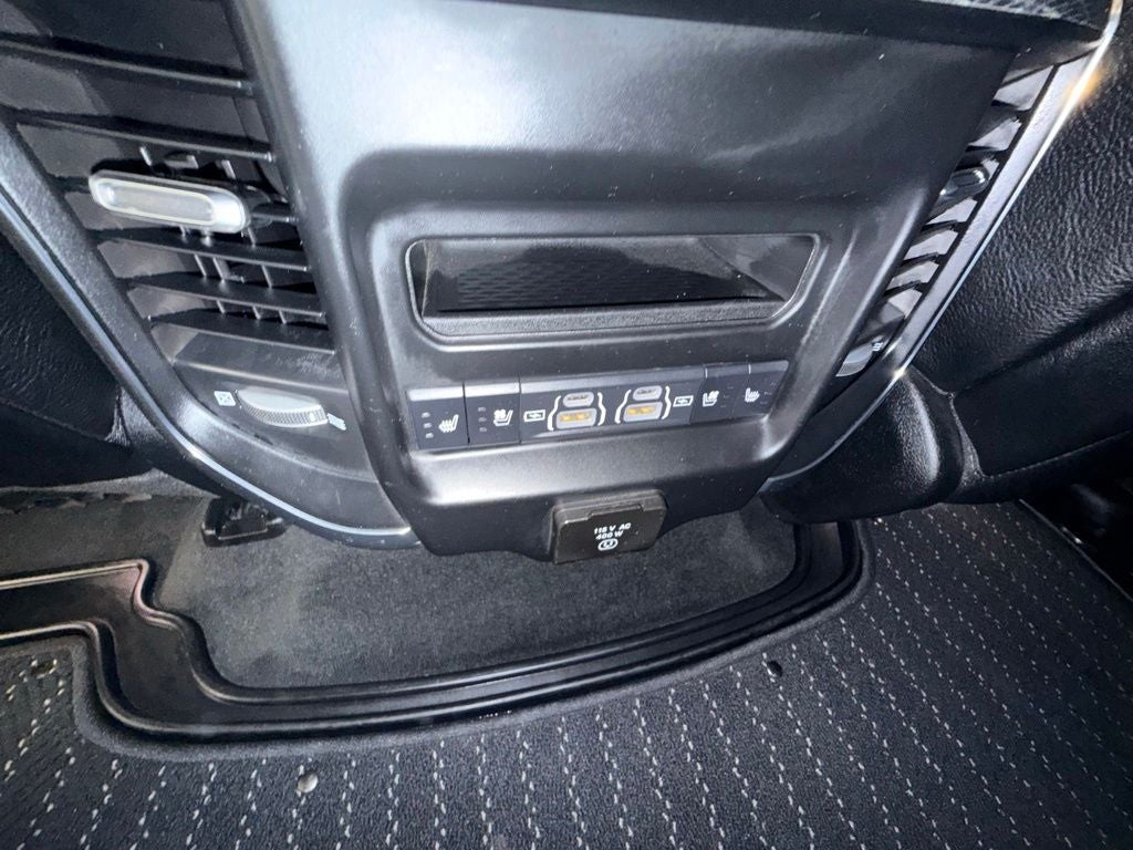2021 RAM 1500 Limited Crew Cab 4x4 5'7' Box