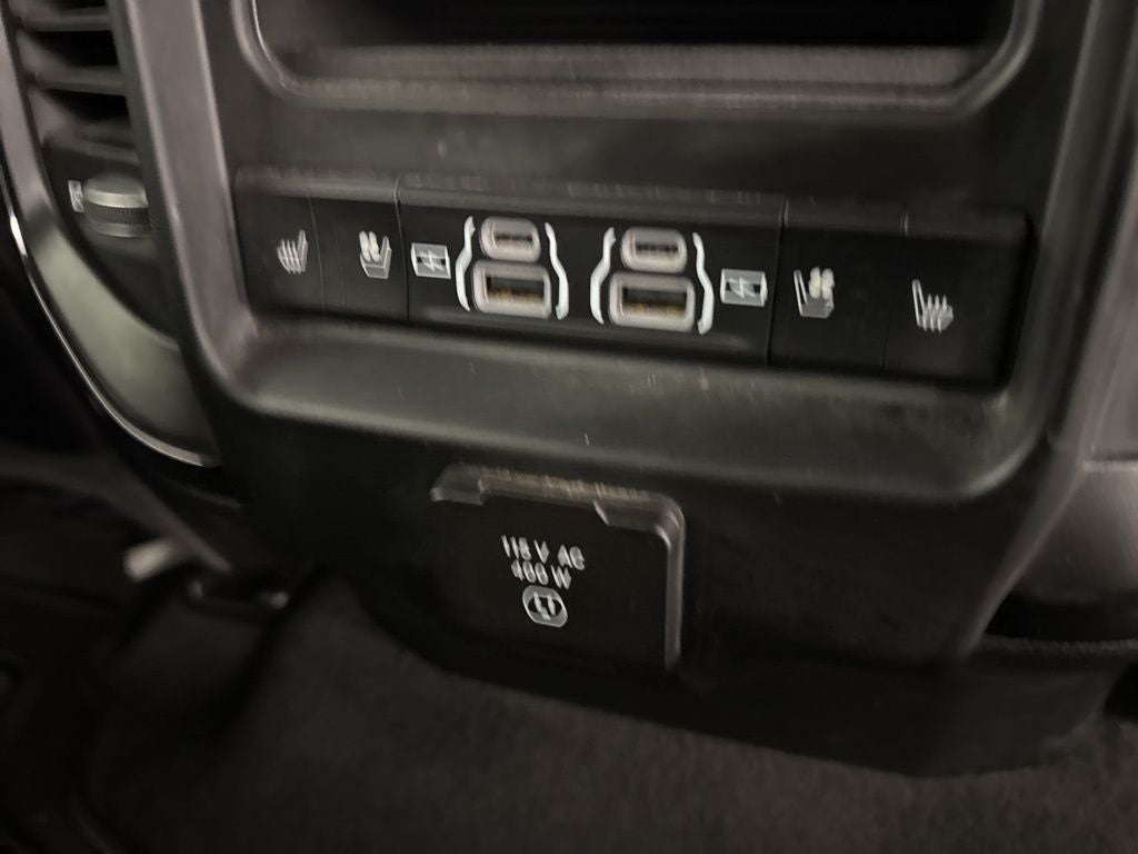 2023 RAM 1500 Limited Crew Cab 4x4 5'7' Box