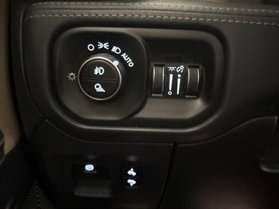 2019 RAM 1500 Limited Crew Cab 4x4 5'7' Box
