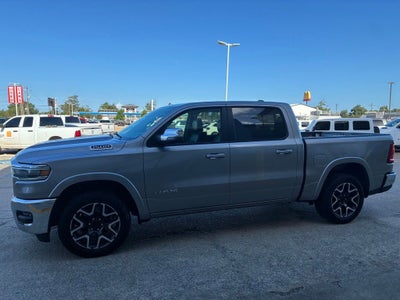 2026 RAM 1500 Laramie Crew Cab 4x4 5'7' Box