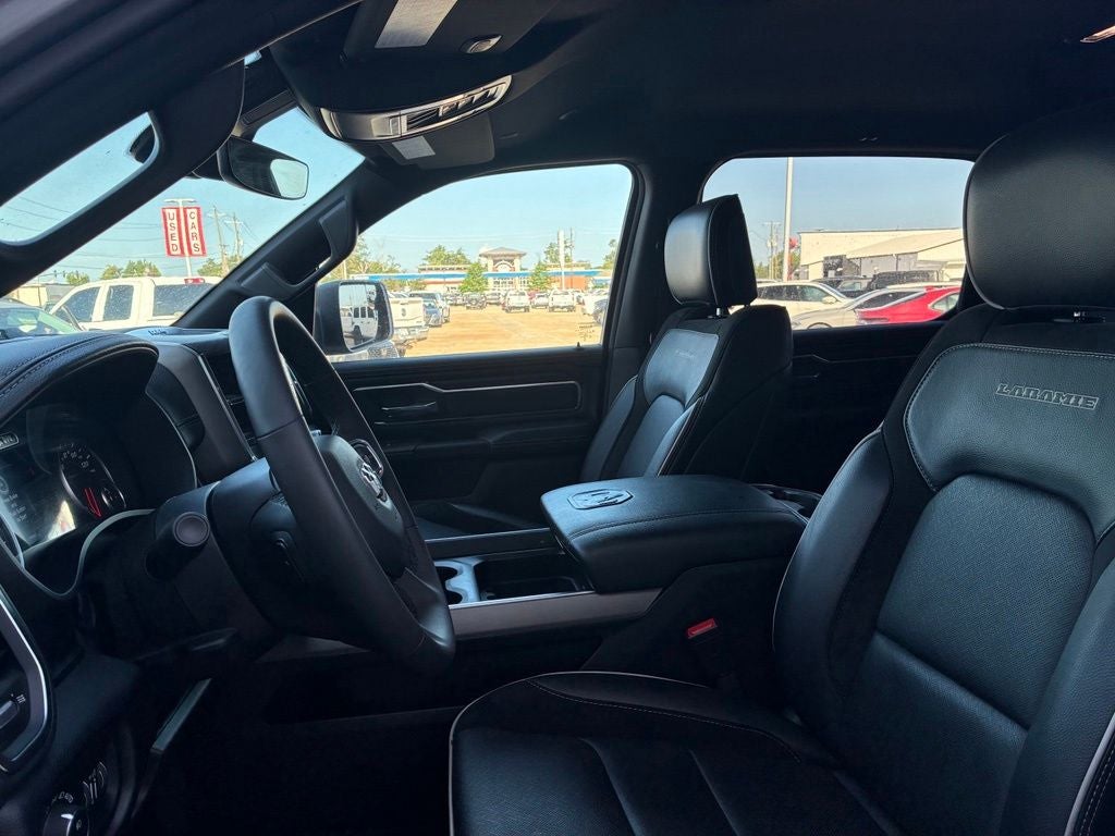 2026 RAM 1500 Laramie Crew Cab 4x4 5'7' Box