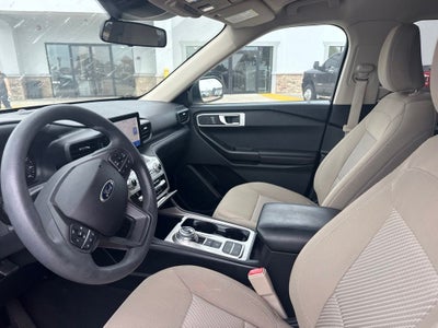 2021 Ford Explorer Base