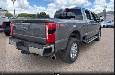 2023 Ford F-250SD Lariat