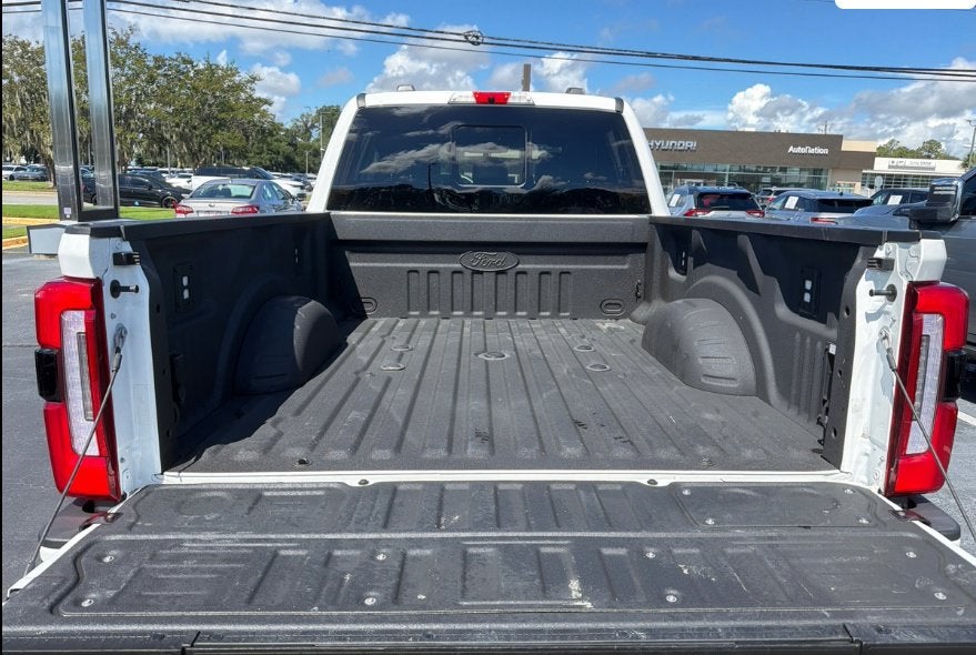 2025 Ford F-350SD Platinum