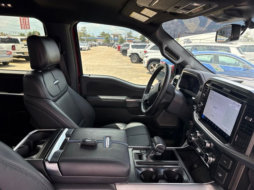 2025 Ford F-150 Platinum