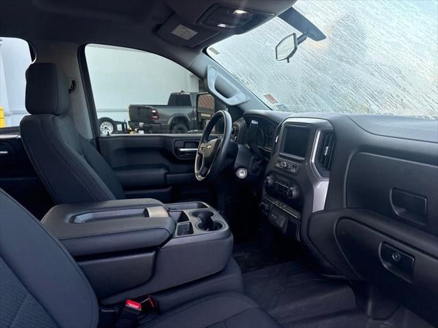 2022 Chevrolet Silverado 2500HD 4WD Crew Cab Standard Bed Custom