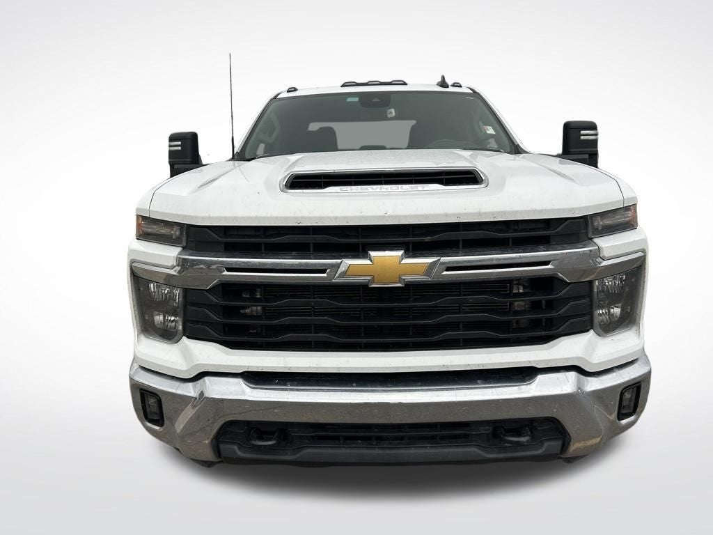 2024 Chevrolet Silverado 3500HD 4WD Crew Cab Long Bed LT