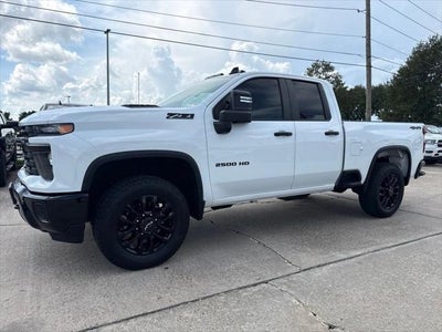 2025 Chevrolet Silverado 2500HD 4WD Double Cab Standard Bed Custom