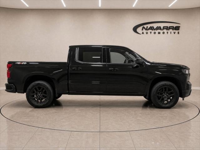 2023 Chevrolet Silverado 1500 4WD Crew Cab Short Bed Custom