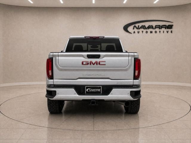 2023 GMC Sierra 2500HD 4WD Crew Cab Standard Bed Denali