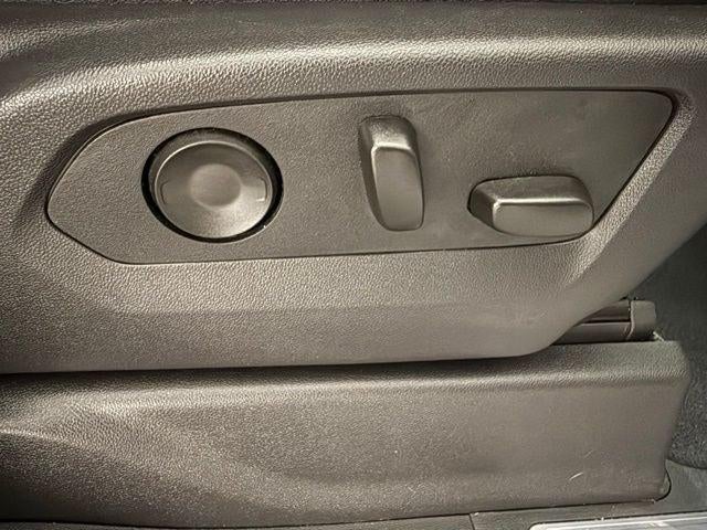 2025 GMC Sierra 1500 4WD Crew Cab Short Box SLT