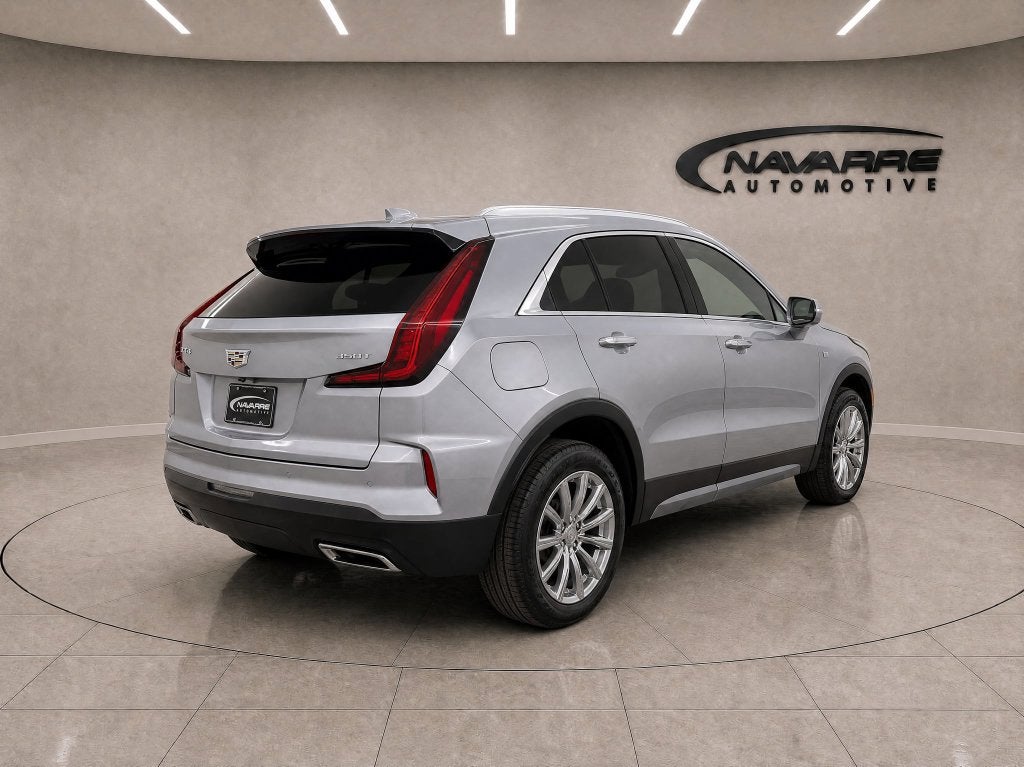 2025 Cadillac XT4 FWD Premium Luxury