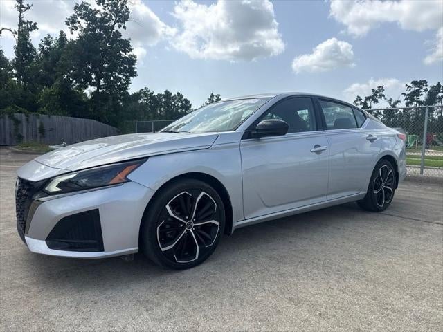 2025 Nissan Altima SR FWD