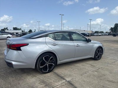 2025 Nissan Altima SR FWD