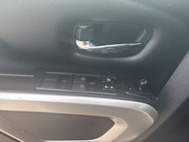 2019 Nissan TITAN PRO-4X