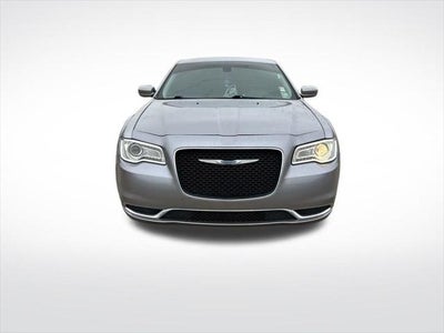 2018 Chrysler 300 Touring L