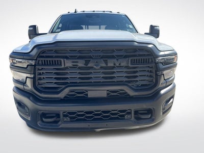 2025 RAM 3500 Tradesman Crew Cab 4x4 8' Box