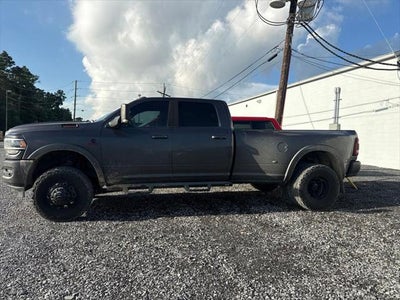 2021 RAM 3500 Laramie Crew Cab 4x4 8' Box