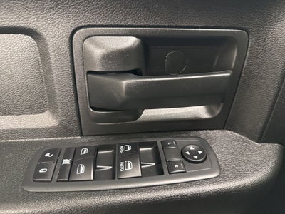 2020 RAM 1500 Classic Tradesman Crew Cab 4x2 5'7' Box