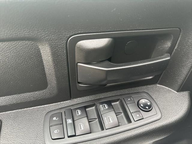 2020 RAM 2500 Tradesman Crew Cab 4x4 6'4' Box