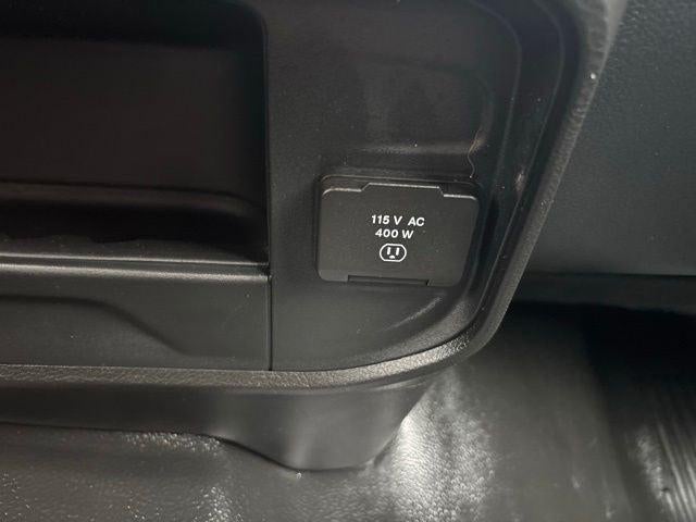 2025 RAM 2500 Tradesman Crew Cab 4x4 6'4' Box