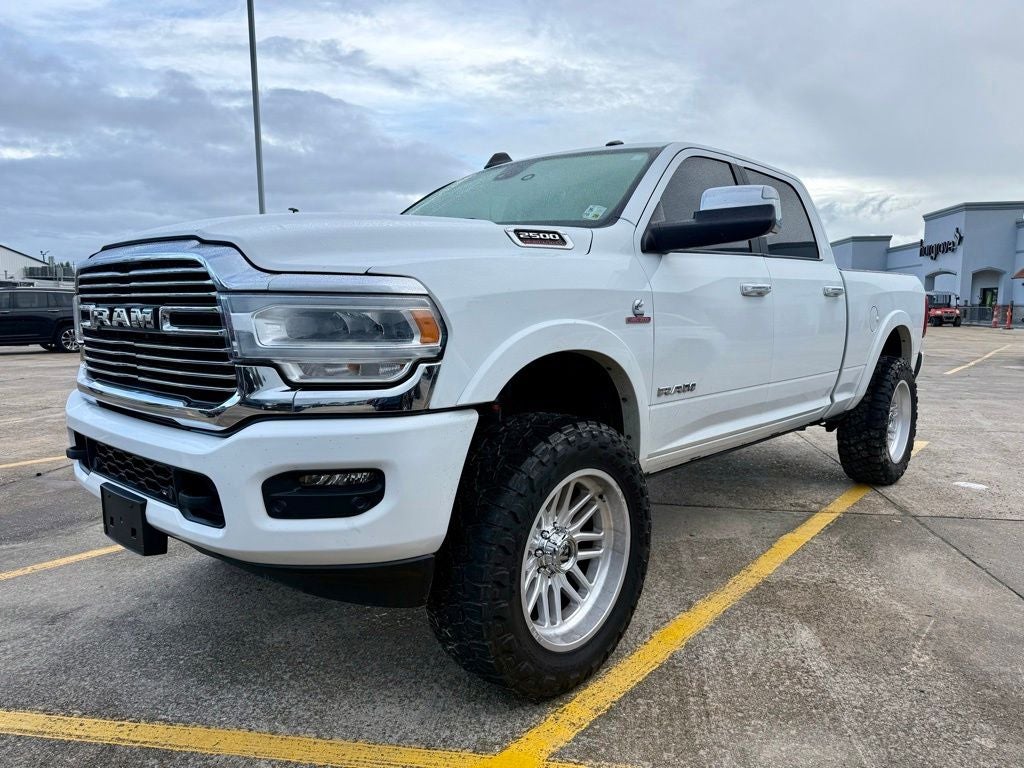 2022 RAM 2500 Laramie Crew Cab 4x4 6'4' Box