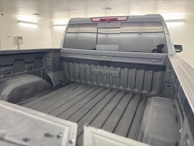 2025 GMC Sierra 1500 4WD Crew Cab Short Box Denali