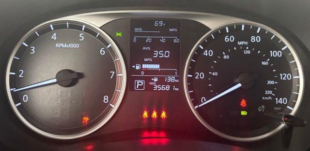 2024 Nissan Versa 1.6 S