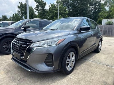 2024 Nissan Kicks S Xtronic CVT