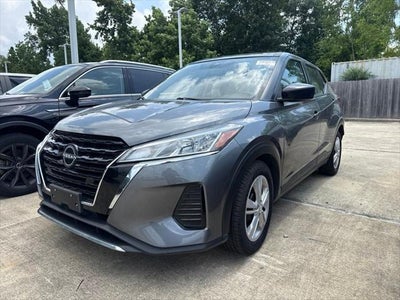 2024 Nissan Kicks S Xtronic CVT