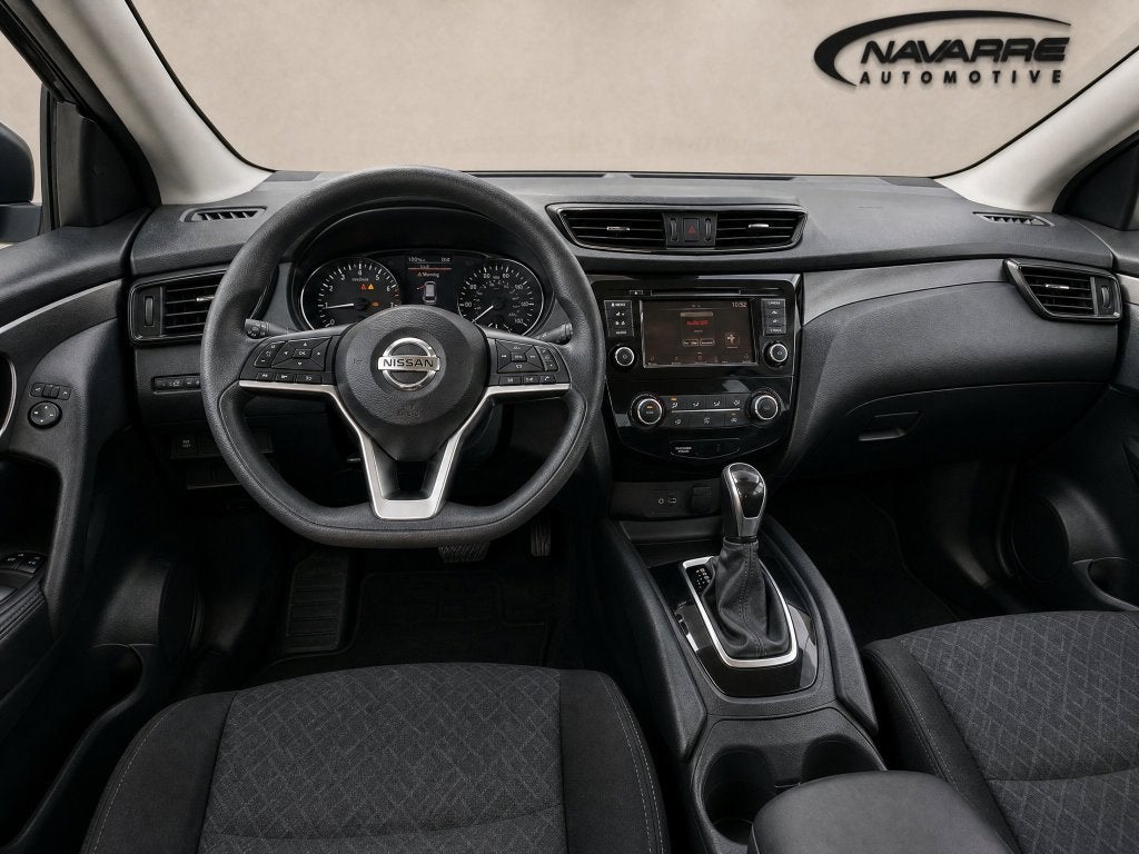 2022 Nissan Rogue Sport S FWD Xtronic CVT