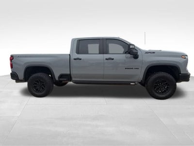 2024 Chevrolet Silverado 2500HD ZR2