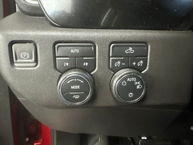 2023 Chevrolet Silverado 1500 LT LT1