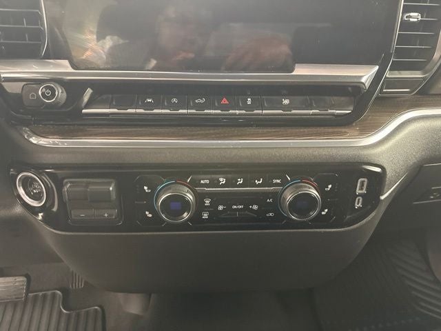 2023 Chevrolet Silverado 1500 LT LT1