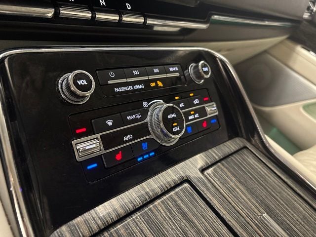 2020 Lincoln Navigator Black Label
