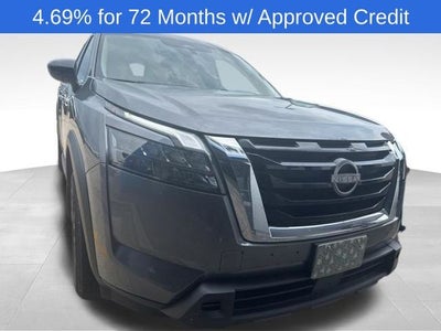 2024 Nissan Pathfinder S