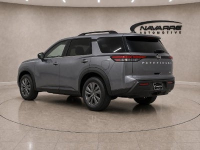 2024 Nissan Pathfinder SV