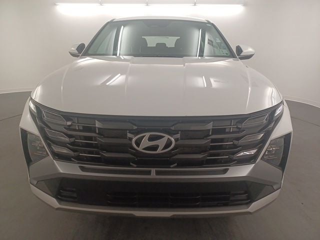 2025 Hyundai Tucson SE — photo 2
